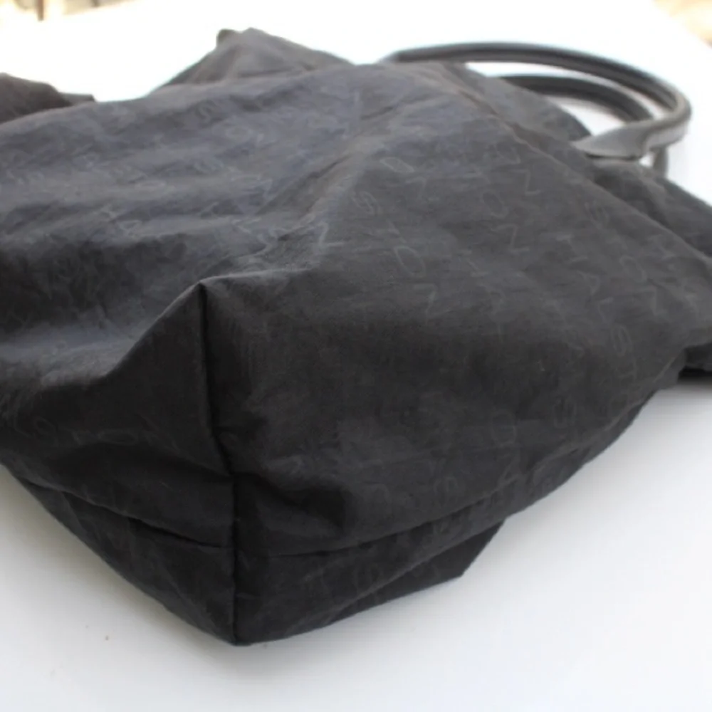 Halston travel tote bag